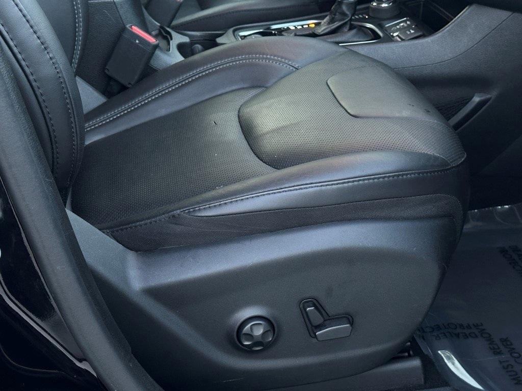 used 2019 Jeep Cherokee car, priced at $17,500