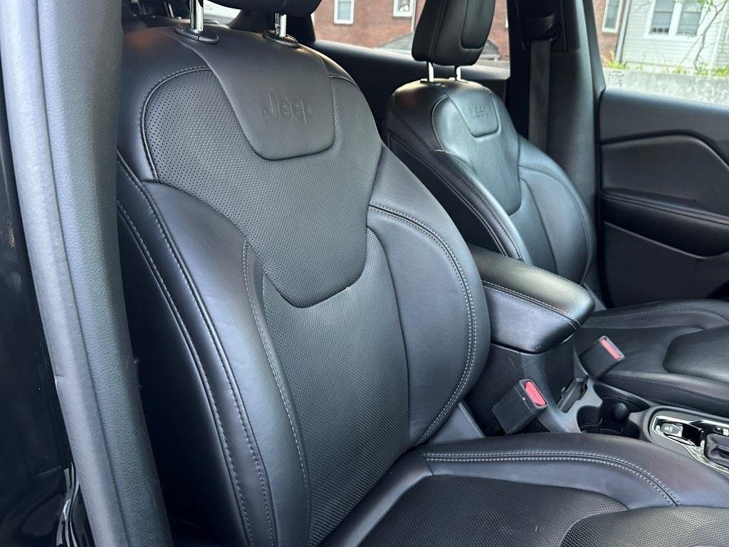 used 2019 Jeep Cherokee car, priced at $17,500