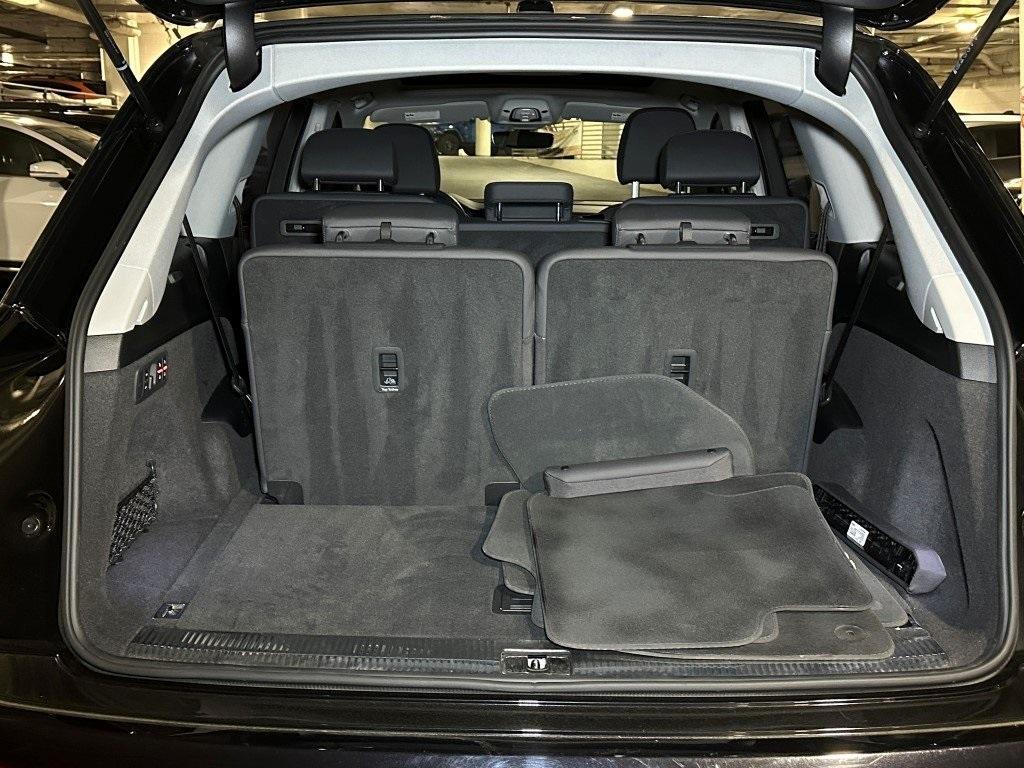 used 2021 Audi Q7 car, priced at $40,000