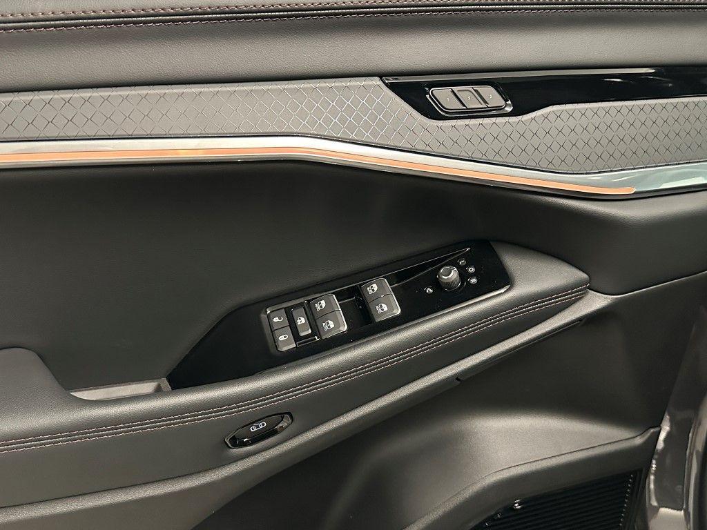 new 2025 Jeep Wagoneer S car, priced at $67,790