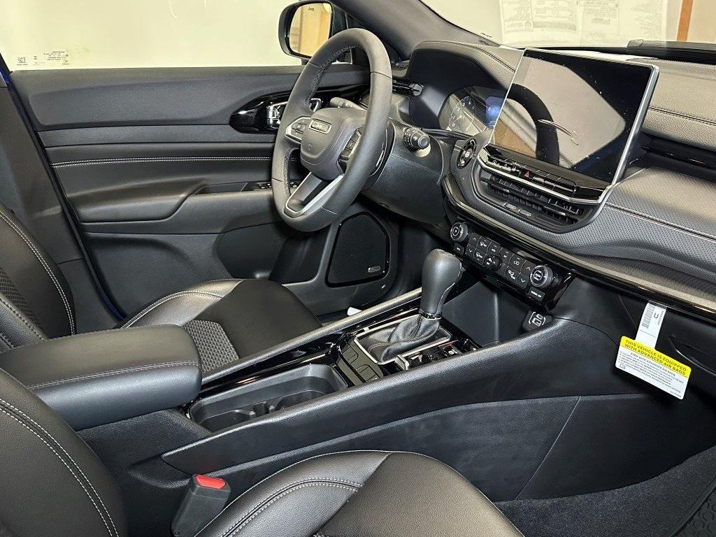 new 2024 Jeep Compass car, priced at $34,557