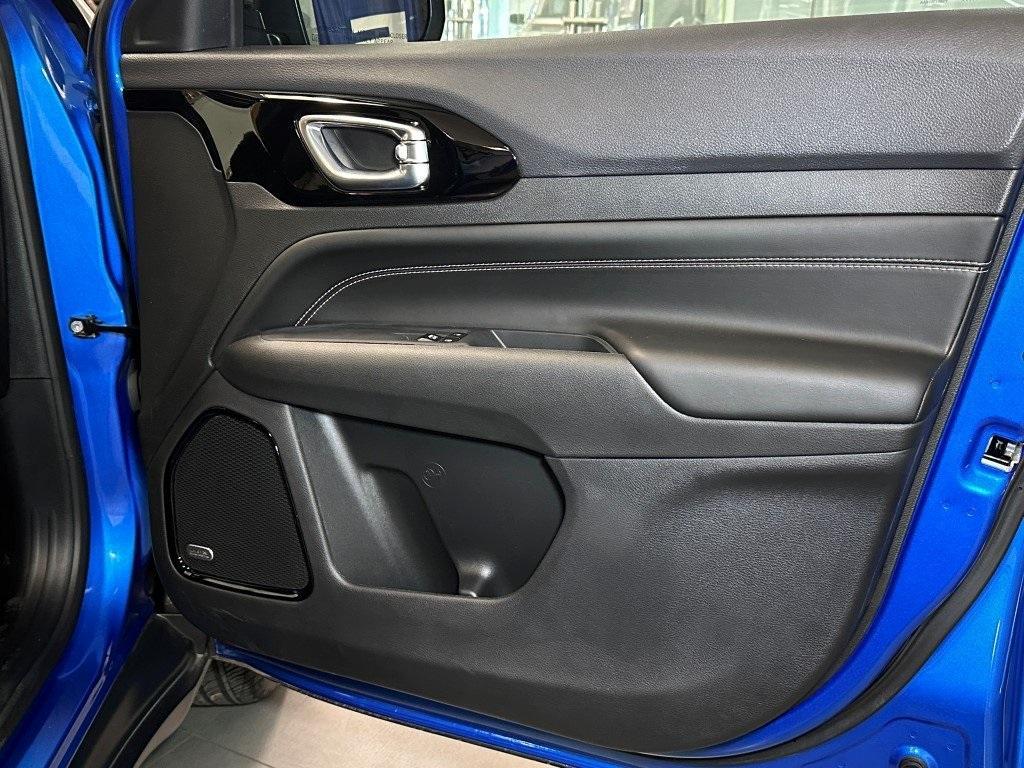new 2024 Jeep Compass car, priced at $34,557