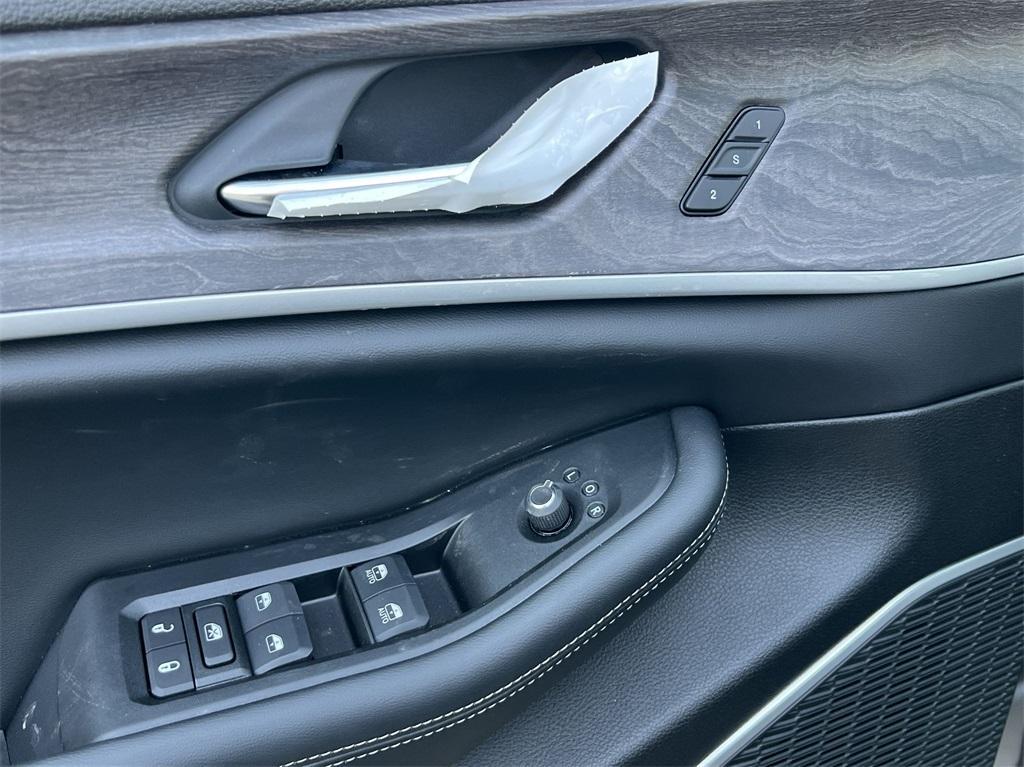 new 2024 Jeep Grand Cherokee 4xe car, priced at $55,065