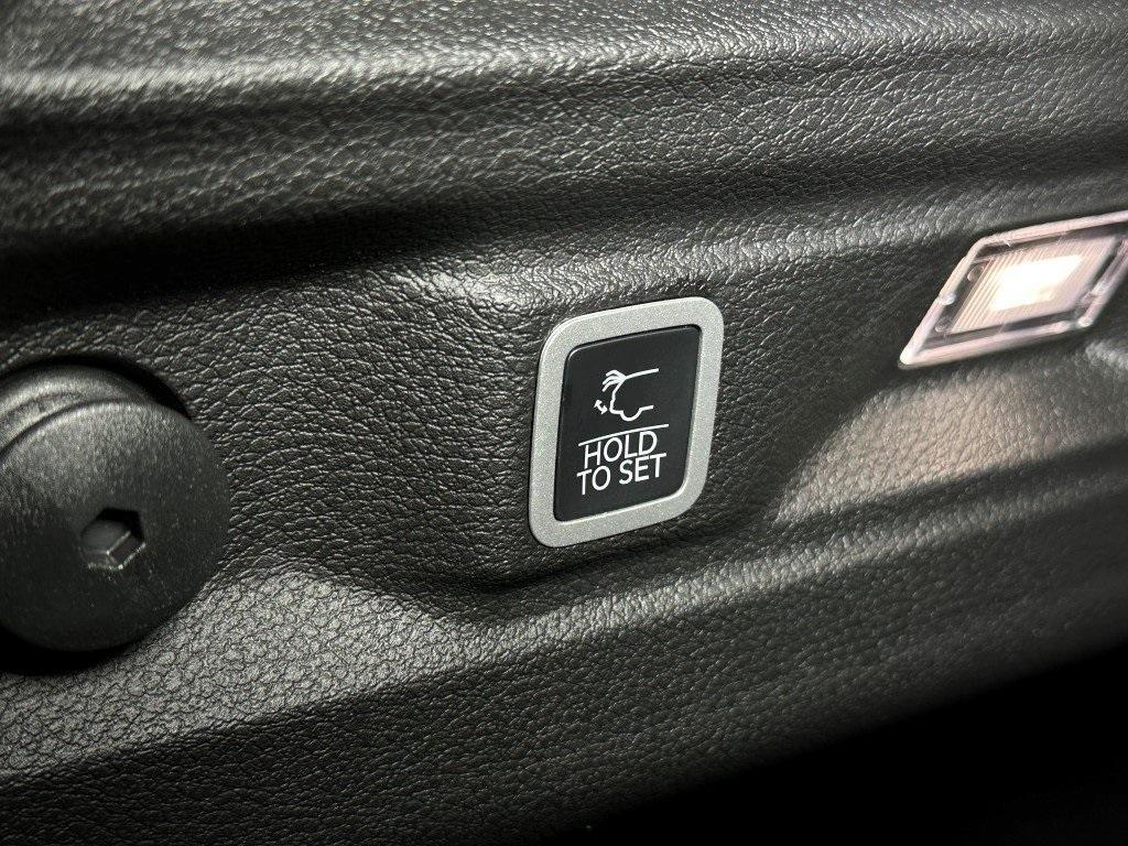 new 2025 Jeep Grand Cherokee L car, priced at $55,817