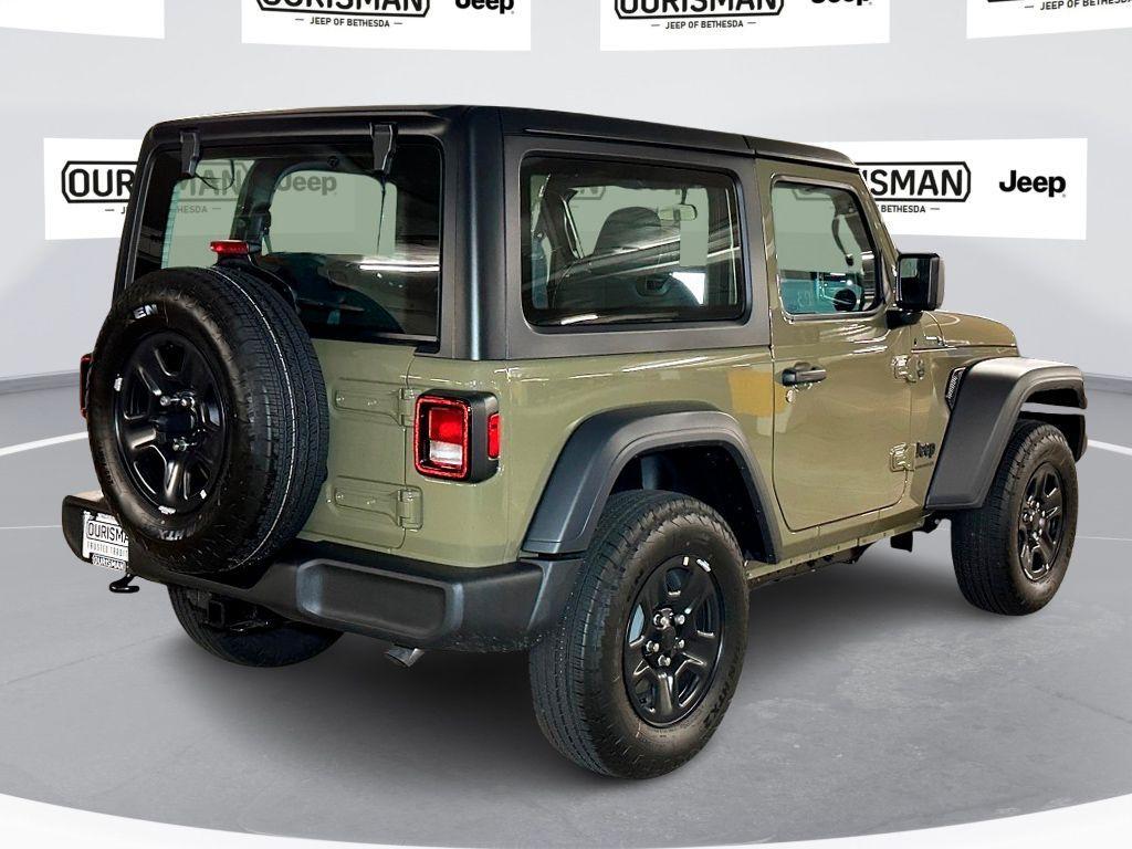 new 2025 Jeep Wrangler car, priced at $34,002