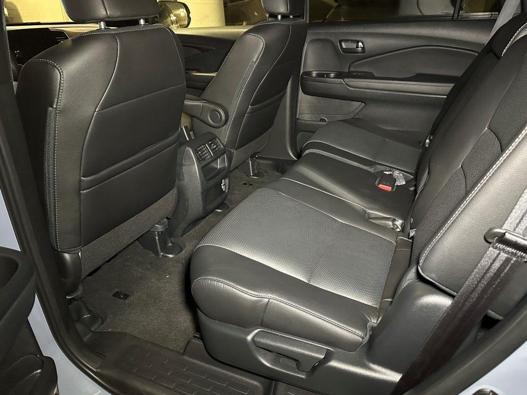 used 2022 Honda Passport car, priced at $28,000