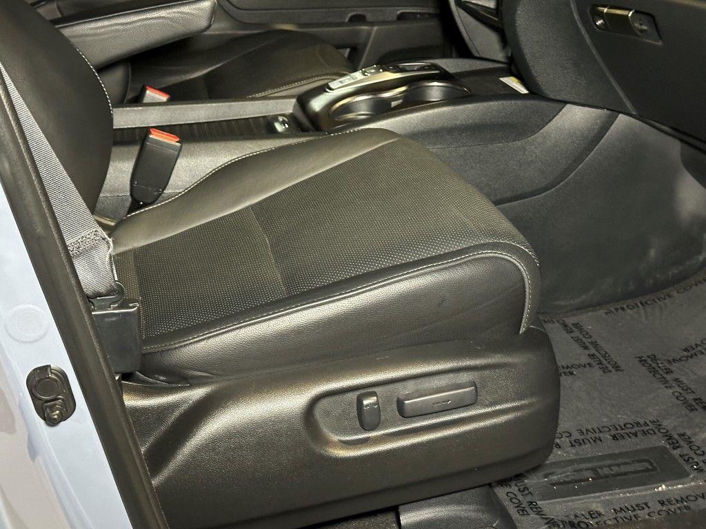 used 2022 Honda Passport car, priced at $28,000