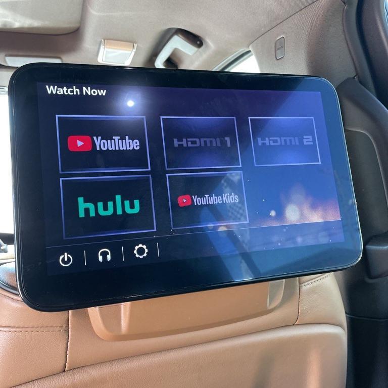 used 2022 Cadillac Escalade ESV car, priced at $70,750