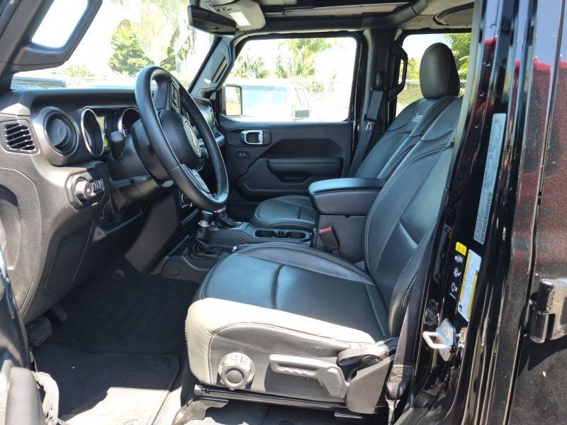 used 2022 Jeep Wrangler Unlimited car, priced at $34,250