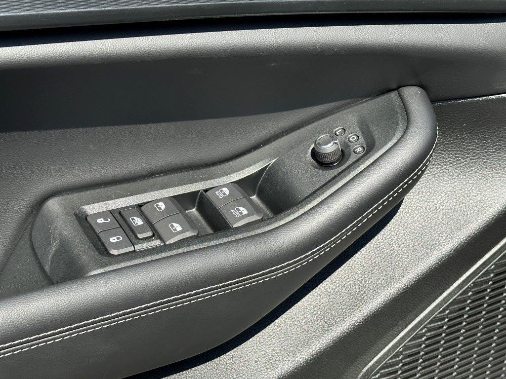 new 2025 Jeep Grand Cherokee car, priced at $45,956