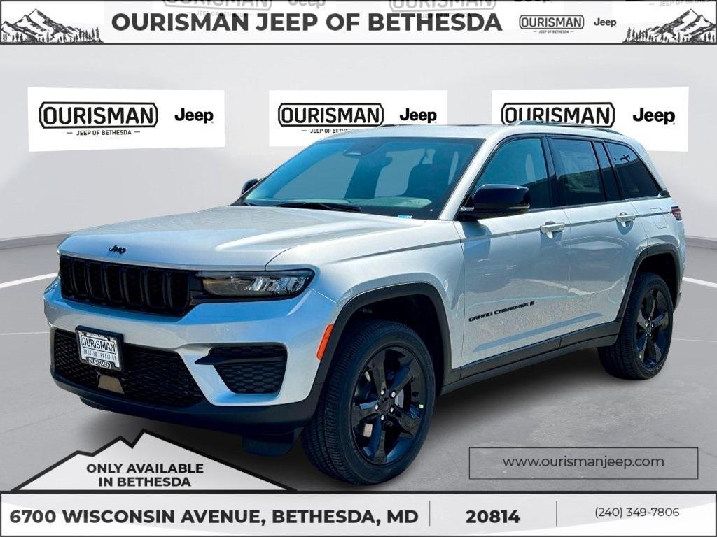 new 2025 Jeep Grand Cherokee car, priced at $45,956
