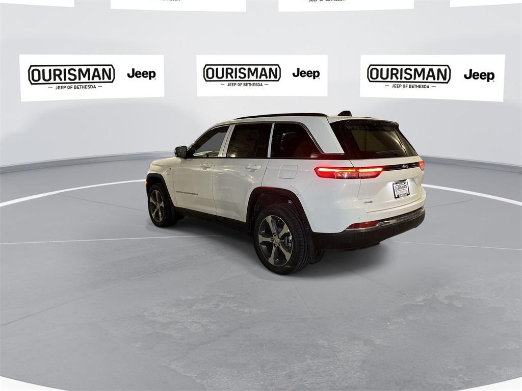 new 2024 Jeep Grand Cherokee 4xe car, priced at $61,099