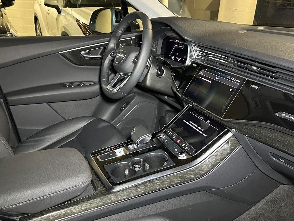 used 2022 Audi Q7 car, priced at $32,500