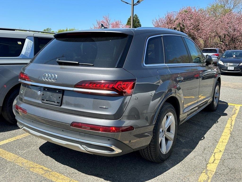 used 2022 Audi Q7 car, priced at $33,250