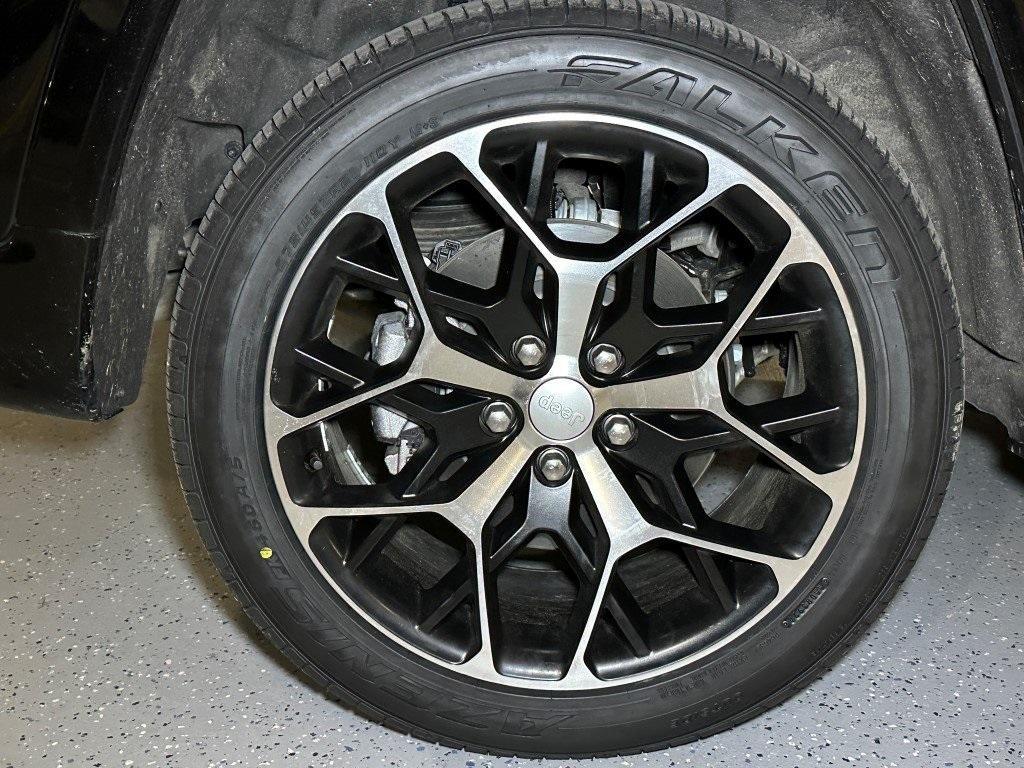 used 2022 Jeep Grand Cherokee 4xe car, priced at $43,250