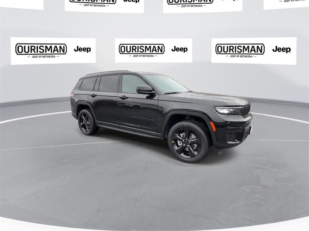 new 2024 Jeep Grand Cherokee L car, priced at $47,976