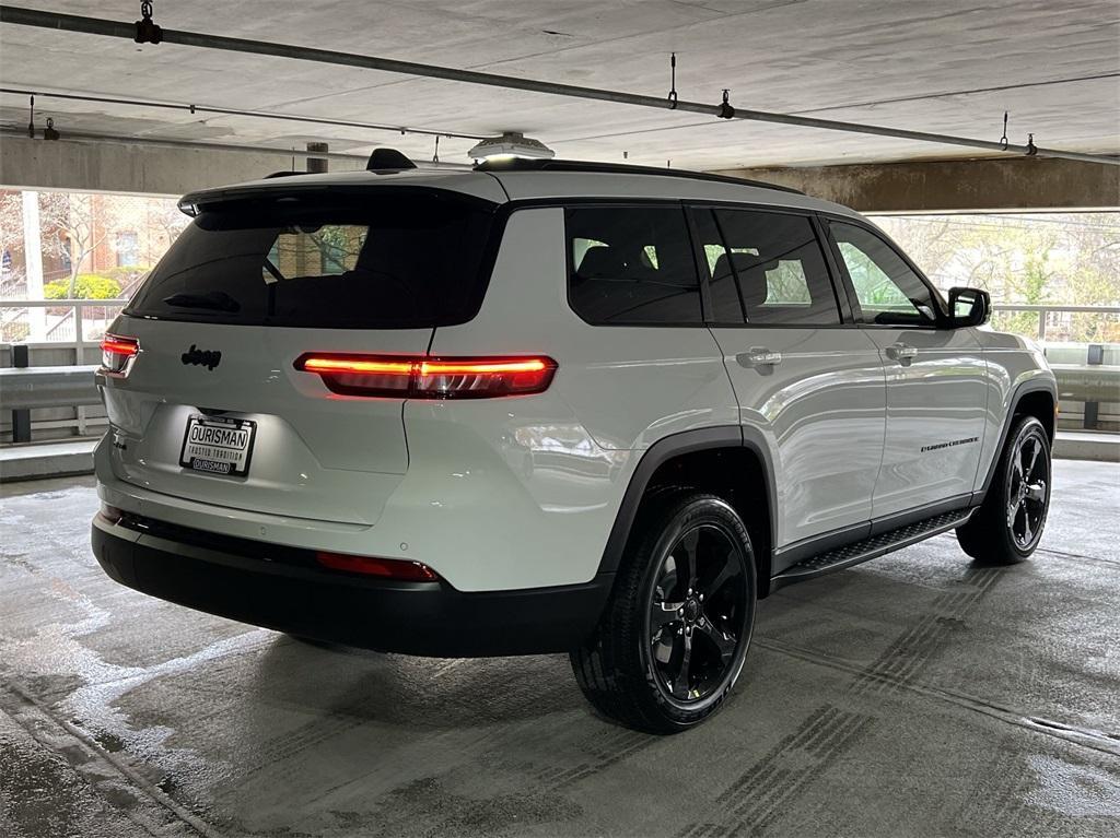 new 2024 Jeep Grand Cherokee L car, priced at $47,472