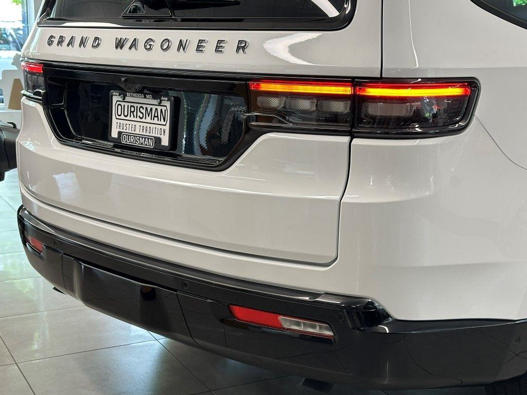 new 2025 Jeep Grand Wagoneer car, priced at $115,025