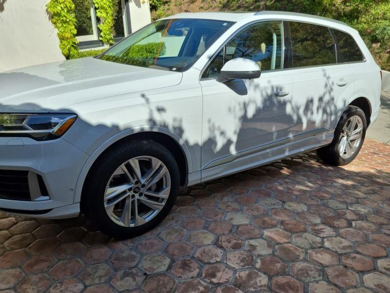 used 2022 Audi Q7 car, priced at $43,000