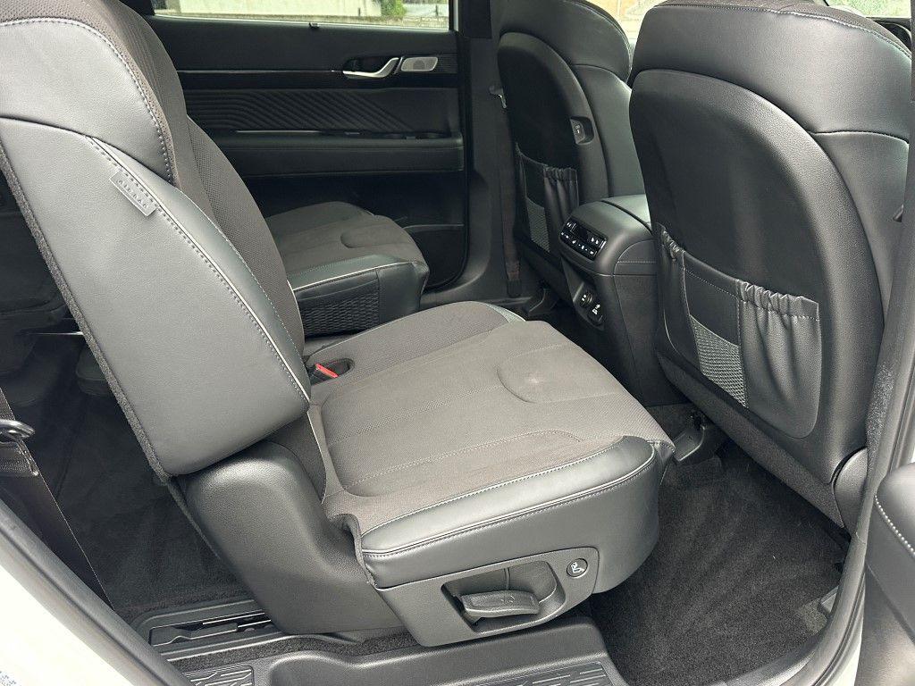 used 2025 Hyundai Palisade car, priced at $50,400
