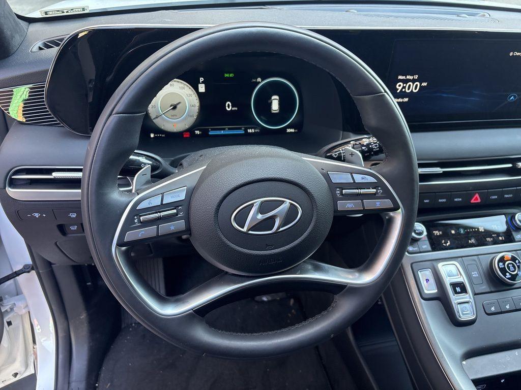used 2025 Hyundai Palisade car, priced at $52,000