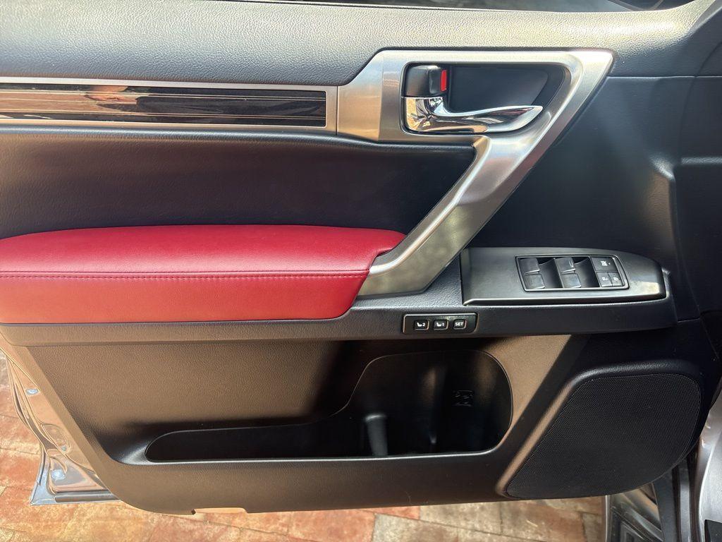 used 2022 Lexus GX 460 car, priced at $51,500