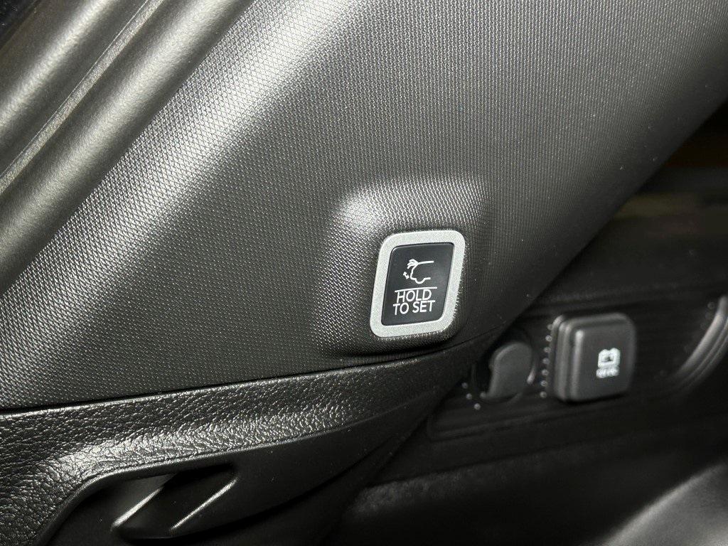 new 2025 Jeep Grand Cherokee car, priced at $41,962