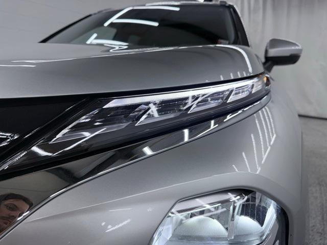 new 2025 Mitsubishi Outlander car, priced at $37,810
