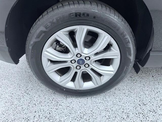 used 2022 Ford Edge car, priced at $22,365