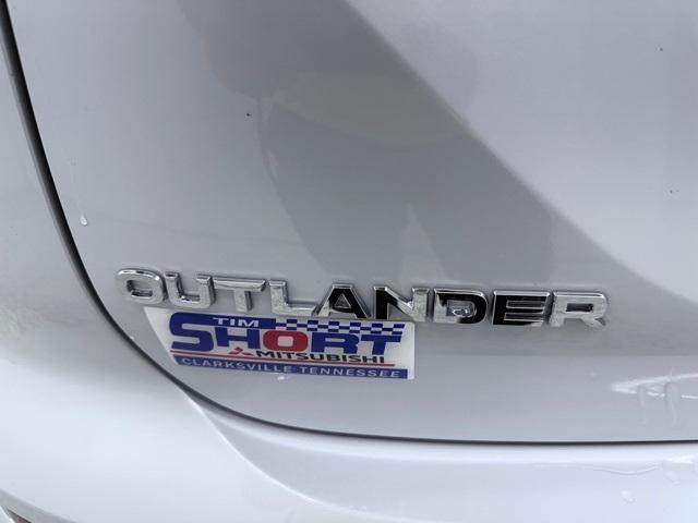 new 2025 Mitsubishi Outlander car, priced at $39,957