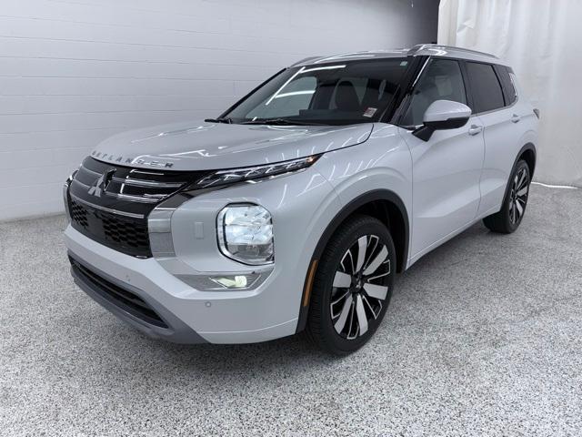 new 2025 Mitsubishi Outlander car, priced at $39,957