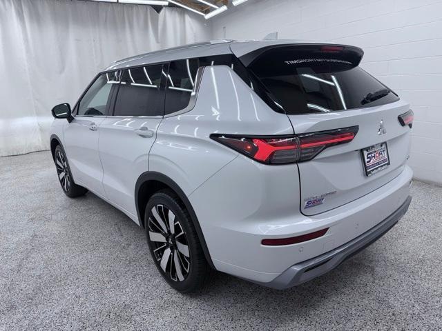 new 2025 Mitsubishi Outlander car, priced at $39,957