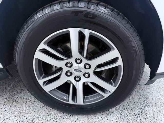 used 2024 Ford Expedition car, priced at $50,600