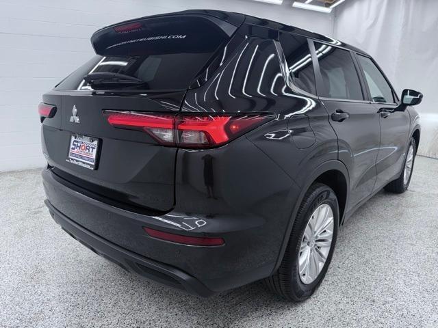 used 2023 Mitsubishi Outlander car, priced at $21,467