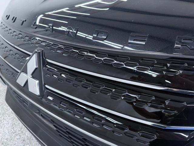 used 2023 Mitsubishi Outlander car, priced at $21,467