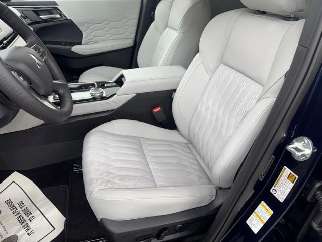 new 2025 Mitsubishi Outlander car, priced at $35,591