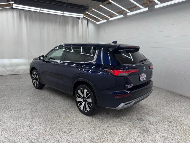 new 2025 Mitsubishi Outlander car, priced at $35,591