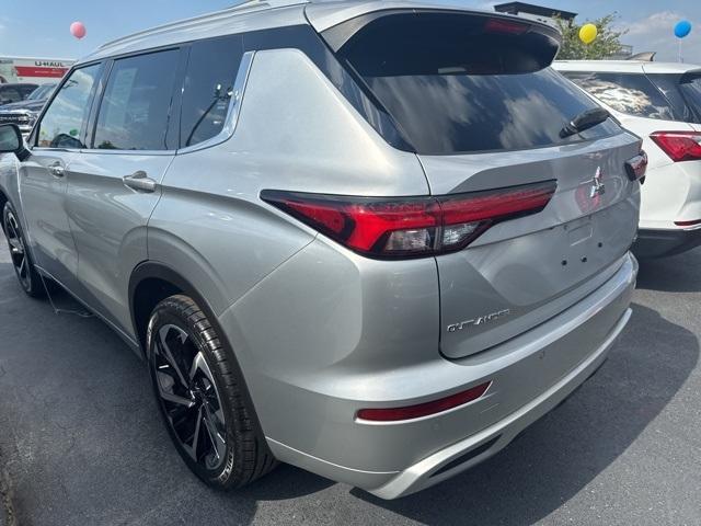 used 2023 Mitsubishi Outlander car, priced at $26,900