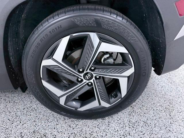 used 2022 Hyundai Tucson car, priced at $19,200