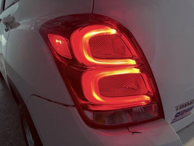 used 2022 Chevrolet Trax car, priced at $16,848