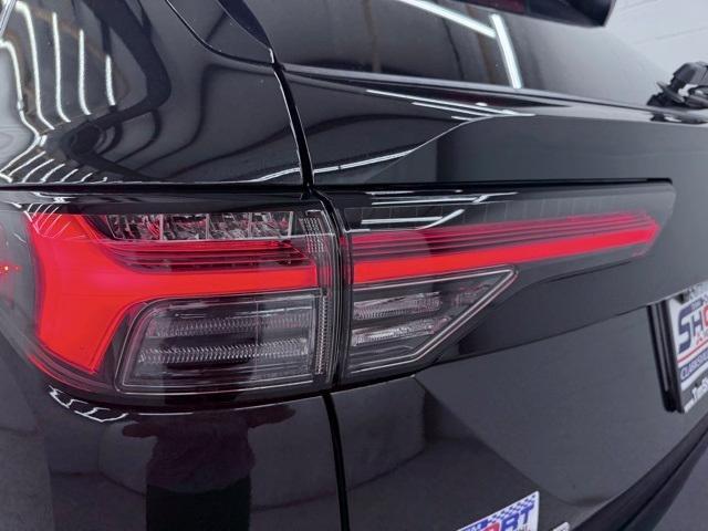new 2025 Mitsubishi Outlander car, priced at $37,810