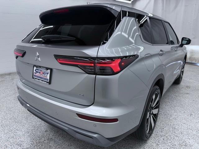 new 2025 Mitsubishi Outlander car, priced at $37,887
