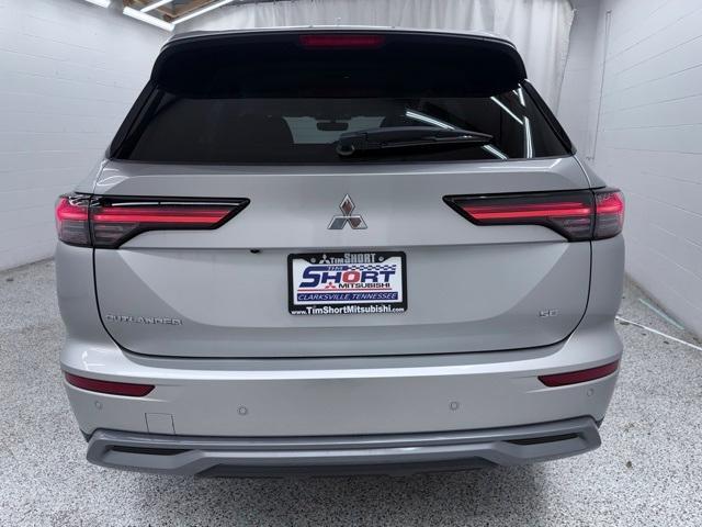 new 2025 Mitsubishi Outlander car, priced at $37,887