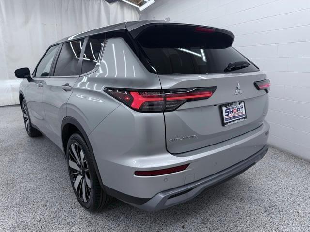 new 2025 Mitsubishi Outlander car, priced at $37,887