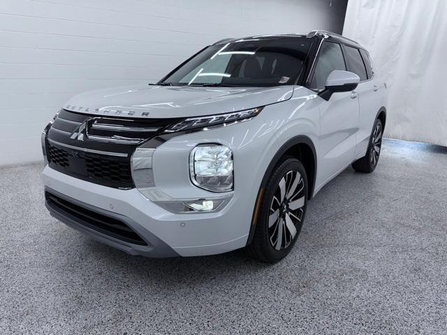 new 2025 Mitsubishi Outlander car, priced at $42,798