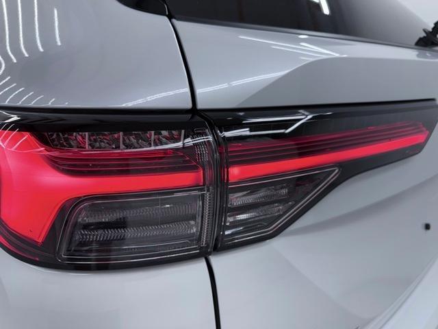 new 2025 Mitsubishi Outlander car, priced at $42,798
