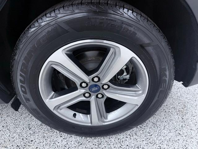 used 2021 Ford Edge car, priced at $20,200