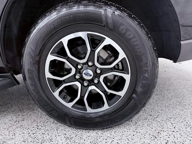 used 2024 Ford Expedition car, priced at $44,250