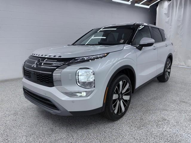 new 2025 Mitsubishi Outlander car, priced at $39,359