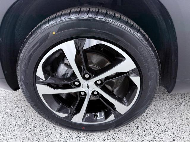 used 2024 Chevrolet Trax car, priced at $22,512